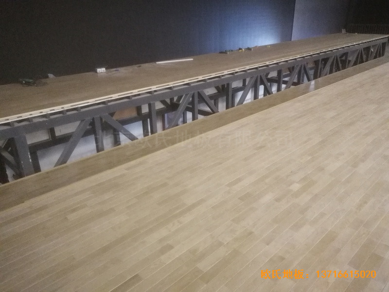 �ӱ��е�ƽһ���������_�w��ľ�ذ�ʩ������4