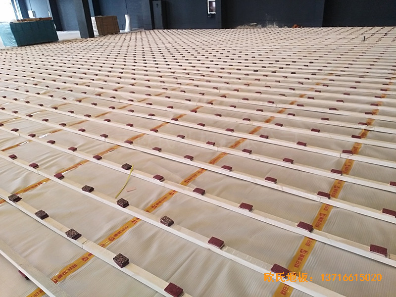 ɽ�|ͬ��23̖�@���^�\��ľ�ذ尲�b����1