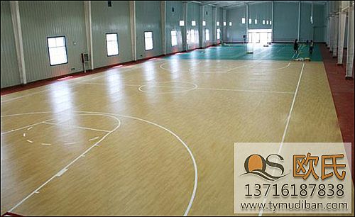 室內(nèi)運動實木地板,室內(nèi)運動地板,室內(nèi)實木地板 室內(nèi)運動實木地板,室內(nèi)運動地板,室內(nèi)實木地板