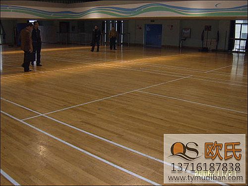 室內(nèi)運動實木地板,室內(nèi)運動地板,室內(nèi)實木地板 室內(nèi)運動實木地板,室內(nèi)運動地板,室內(nèi)實木地板