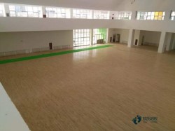 松木舞臺運動場地木地板較好的